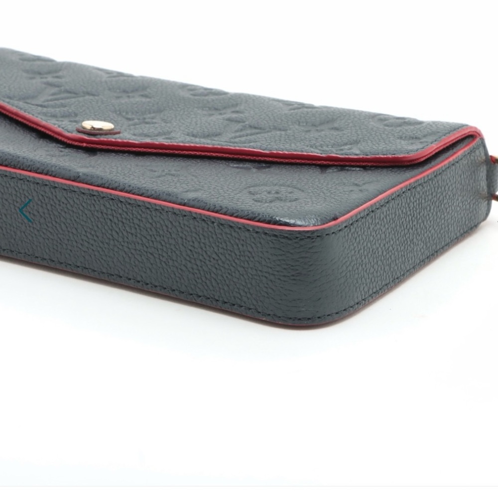 Louis Vuitton Pochette Felicie in Marine and Red - Picture 3 of 13